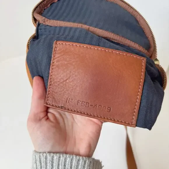 Vintage Coach British Tan Sonoma Leather Fishing Creel Crossbody Bag - Picture 9 of 9